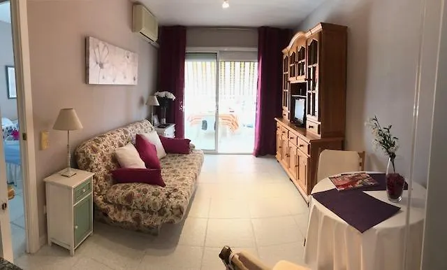 Costa Daurada Apartaments - Nobusa 0*, Salou